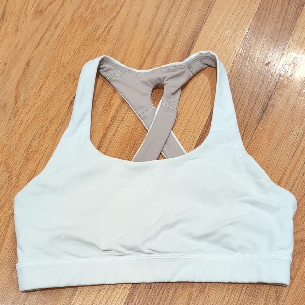Lululemon Women's Light Gray Sports Bra